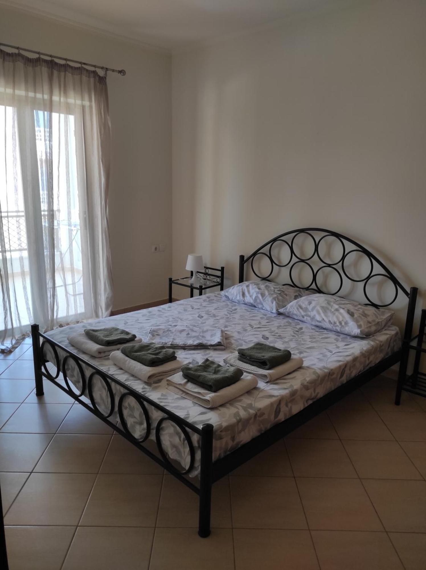 Moiras Apartments Lefkada City Quarto foto